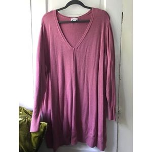 Rose/Mauve Old Navy V-Neck Sweater